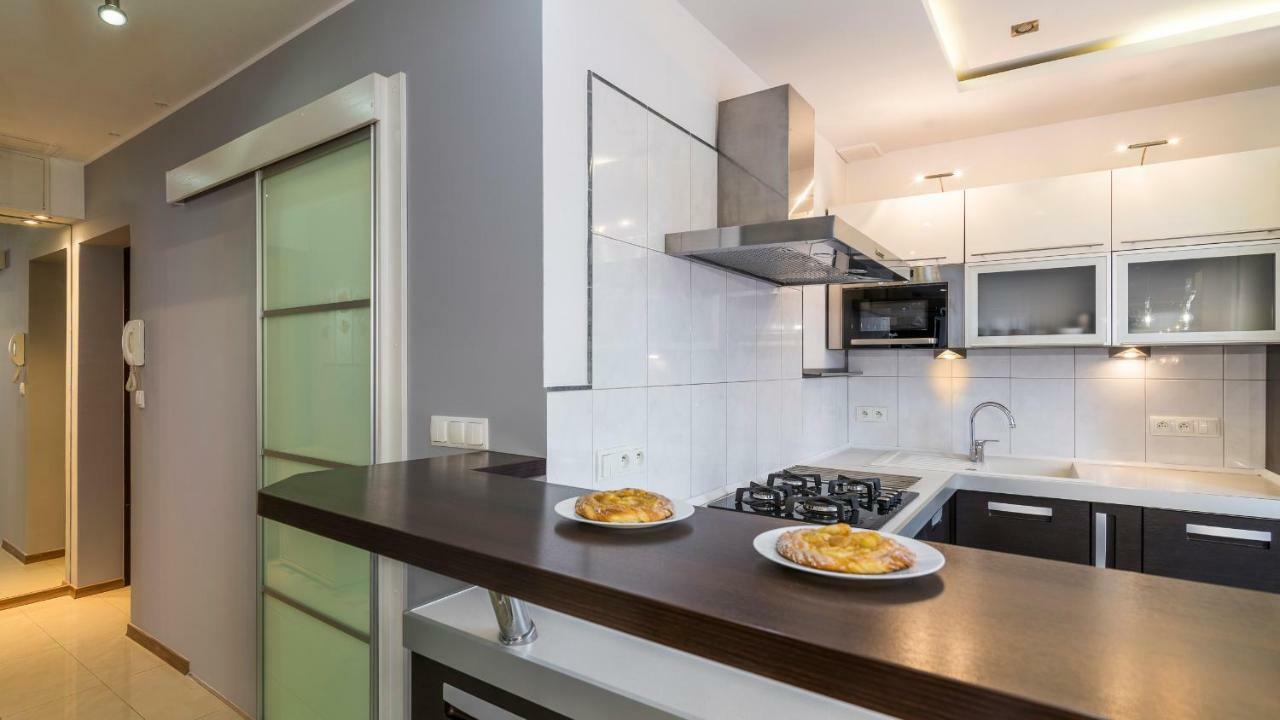 Maya'S Flats & Resorts - Old Town Piwna Gdansk Bagian luar foto