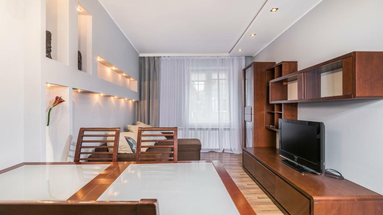Maya'S Flats & Resorts - Old Town Piwna Gdansk Bagian luar foto